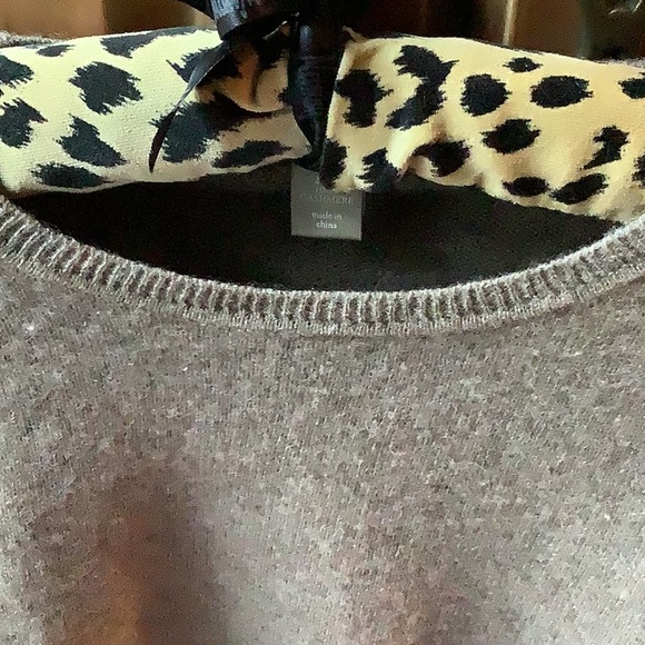 CASHMERE BY CHARTER CLUB. LADIES M TAUPE CASHMERE SWEATER - Picture 3 of 7